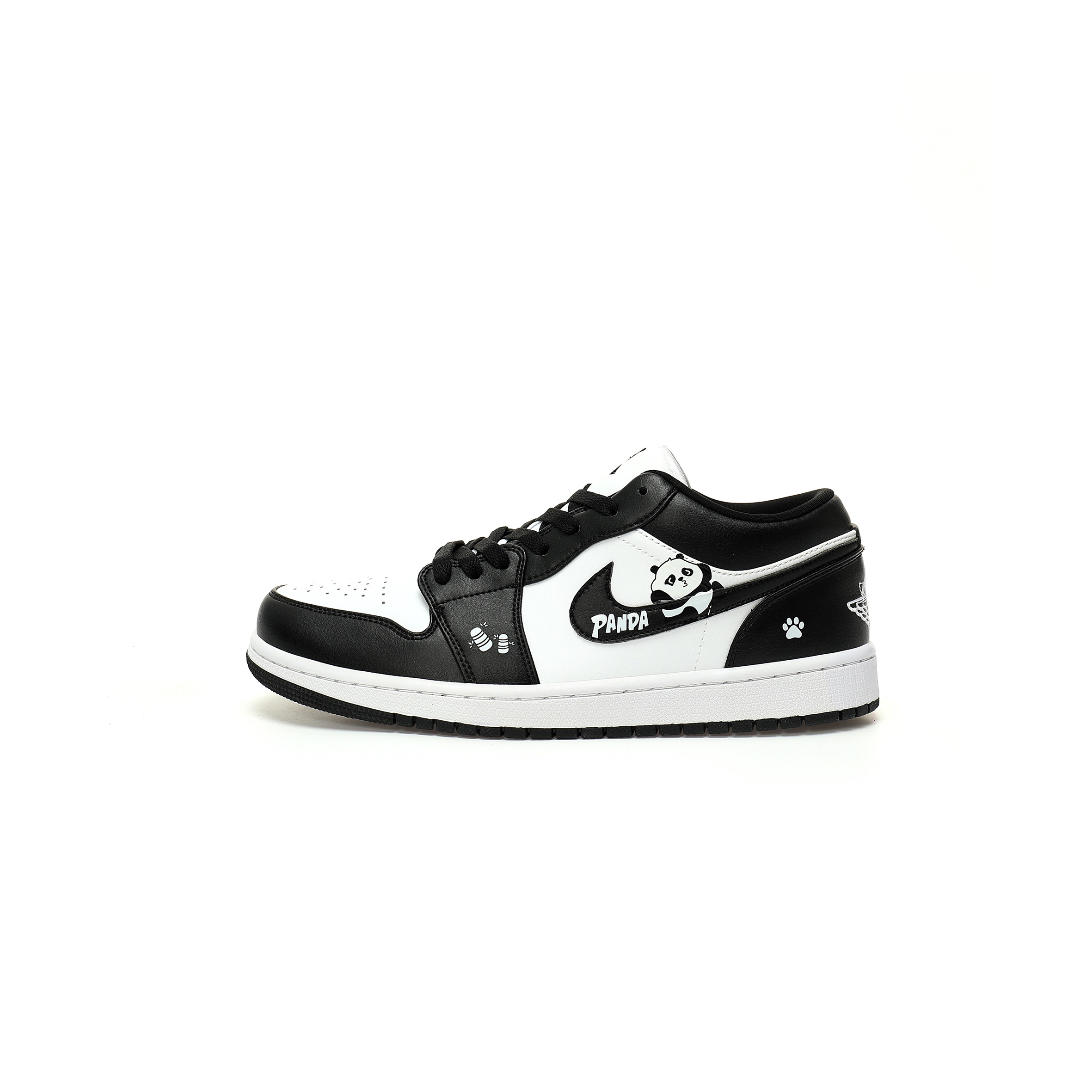 NIKE AIR JORDAN 1 LOW SE BLACK WHITE PANDA DC0774-101